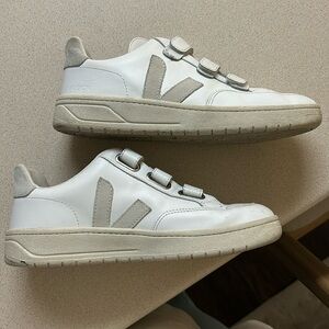 Veja V Lock Sneakers